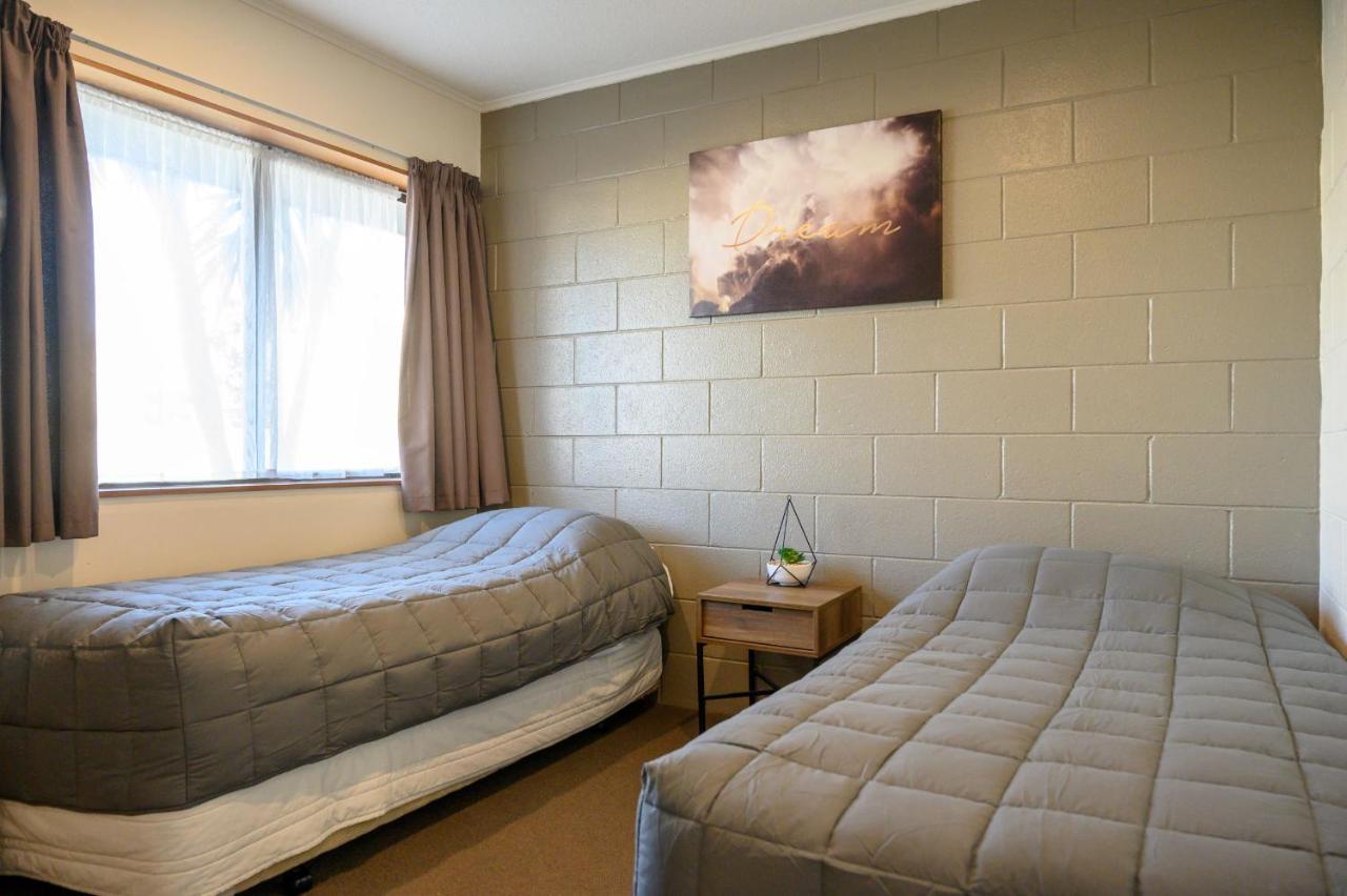 Foreshore Motor Lodge Lower Hutt Eksteriør billede